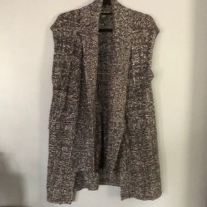 Eddie Bauer sleeveless cardigan